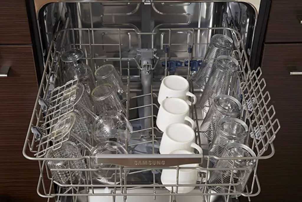 Не включается посудомоечная машина  Высоковск
